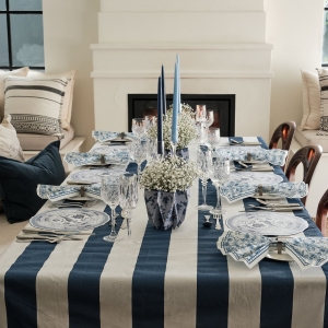 SS_Tablescapes_122025_00204 (1)-2 The Classic Striped - Tablecloth - Navy Striped