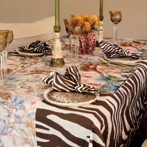 african-safari-luxe-mocha-zebra-tablescape-simple-soirees